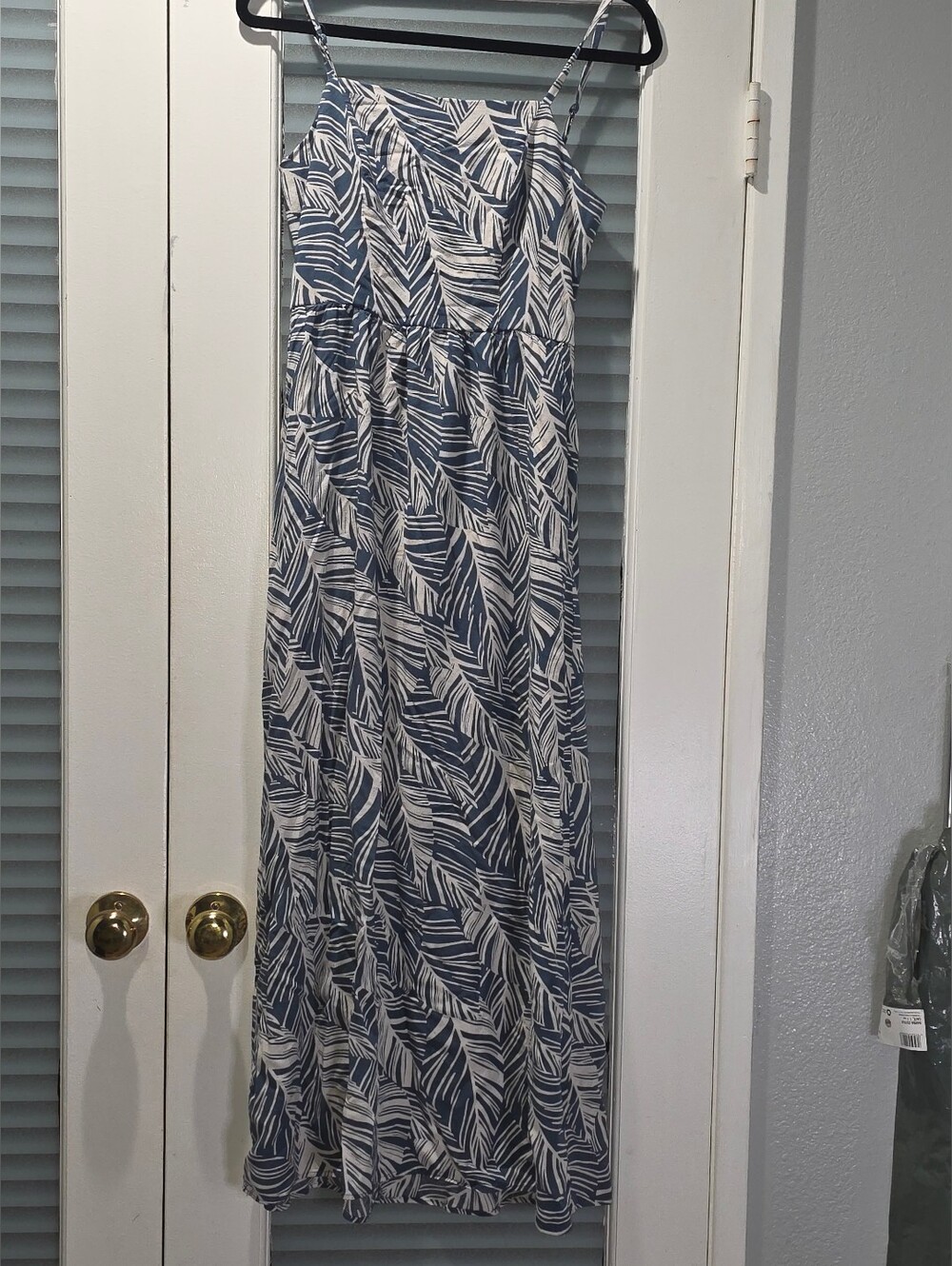 Blue and White Leaf Print Maxi Dress